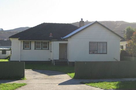 Photo of property in 35 Petherick Street, Taita, Lower Hutt, 5011