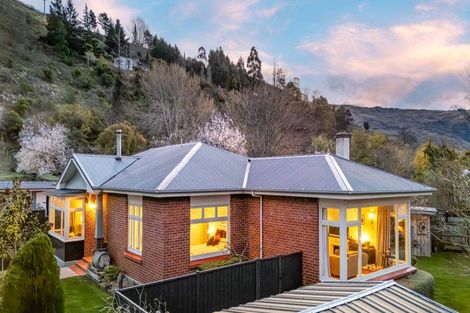 Photo of property in 9 Kelso Street, Roxburgh, 9500