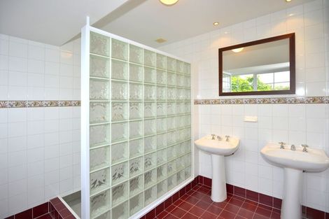 Photo of property in 4b Mclellan Place, Ilam, Christchurch, 8041