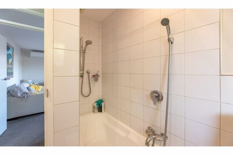 Photo of property in 523 Marine Parade, South New Brighton, Christchurch, 8062