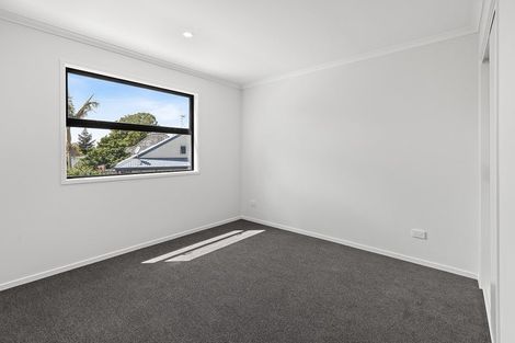 Photo of property in 2/19 Beale Street, Hamilton East, Hamilton, 3216