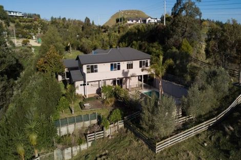 Photo of property in 100 Tironui Drive, Taradale, Napier, 4112