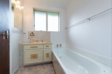 Photo of property in 35a Roband Crescent, Brown Owl, Upper Hutt, 5018