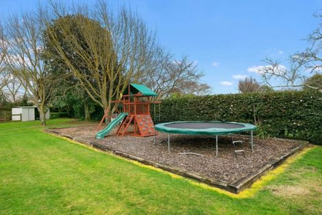 Photo of property in 24 Cowley Drive, Leamington, Cambridge, 3432