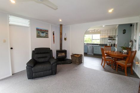 Photo of property in 32 Tokarahi-ngapara Road, Ngapara, Oamaru, 9494