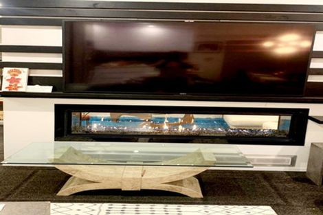 Photo of property in 37 Newington Road, Henderson, Auckland, 0612