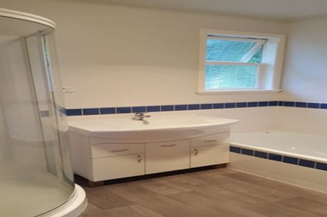 Photo of property in 5 Fawcett Road, Laingholm, Auckland, 0604