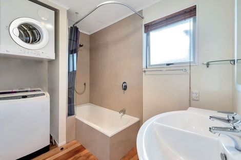 Photo of property in 46 Seine Road, Forrest Hill, Auckland, 0620