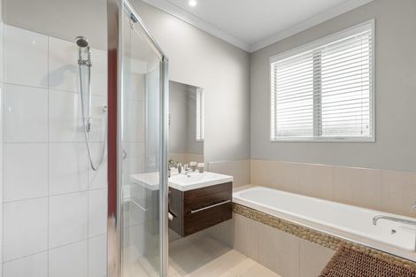 Photo of property in 141 Aston Drive, Waimairi Beach, Christchurch, 8083