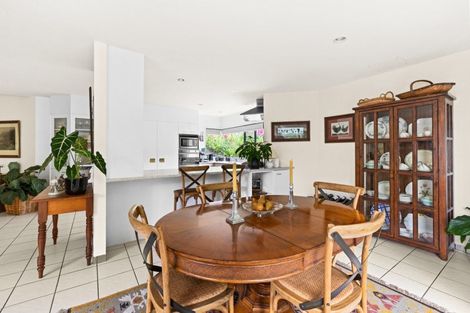 Photo of property in 145 Milton Road, Bluff Hill, Napier, 4110