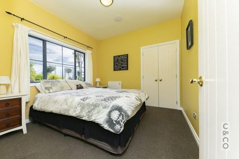 Photo of property in 31 Rosella Grove, Waimauku, 0812