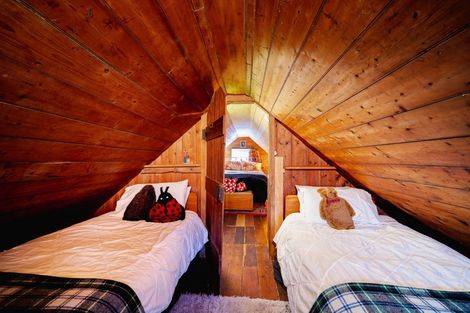 Photo of property in 346 Harington Point Road, Lower Portobello, Dunedin, 9077