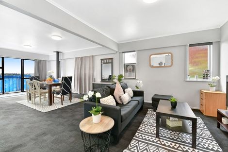 Photo of property in 579 East Coast Road, Browns Bay, Auckland, 0630