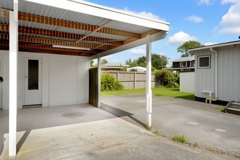 Photo of property in 3/176 Henderson Valley Road, Henderson, Auckland, 0612