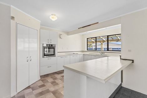 Photo of property in 3 Scott Avenue, Otaki Beach, Otaki, 5512