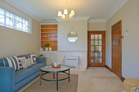 Photo of property in 19 Mornington Road, Balaclava, Dunedin, 9011
