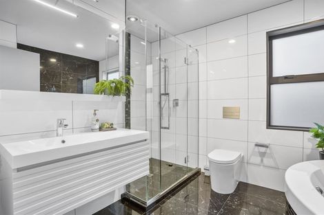 Photo of property in 126a Rangatira Road, Beach Haven, Auckland, 0626