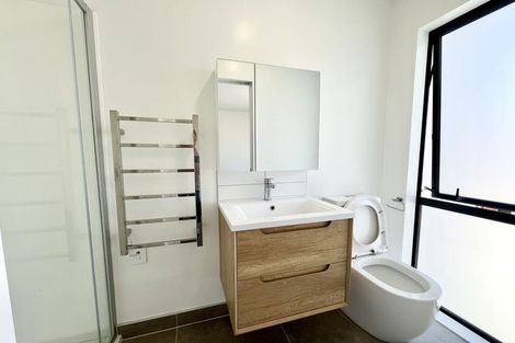 Photo of property in 29 Falcon Crescent, Hobsonville, Auckland, 0618