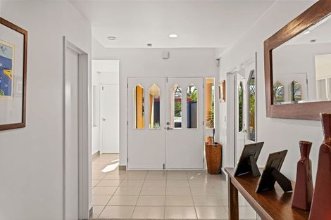 Photo of property in 28 Huntingdon Place, Avonhead, Christchurch, 8042