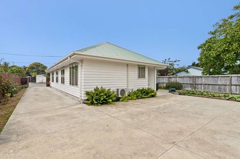 Photo of property in 9 Dennitt Street, New Brighton, Christchurch, 8083