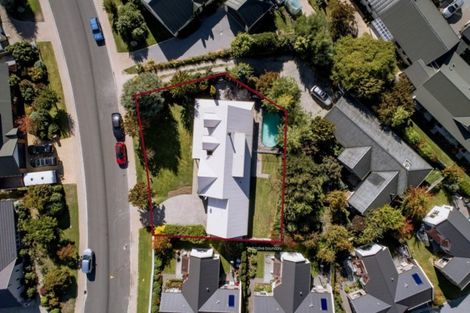 Photo of property in 5 Meadowstone Drive, Wanaka, 9305