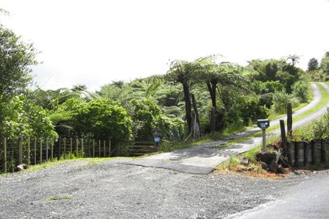 Photo of property in 872 Ponga Road, Opaheke, Papakura, 2584