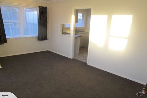 Photo of property in 1/31 Hillside Drive, Maoribank, Upper Hutt, 5018