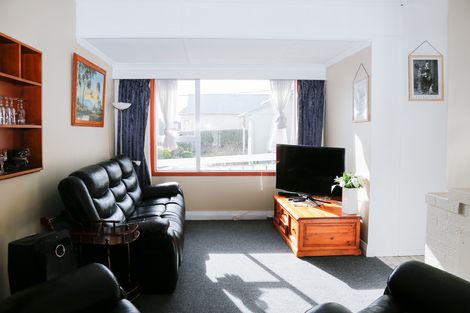 Photo of property in 69 Greta Street, South Hill, Oamaru, 9400