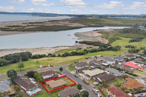 Photo of property in 112 Pitt Avenue, Clendon Park, Auckland, 2103