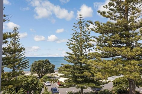 Photo of property in 245 Marine Parade, Napier South, Napier, 4110