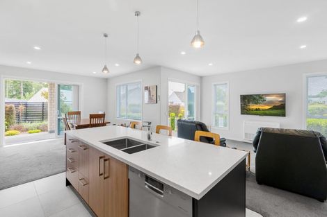 Photo of property in 2 Bastille Court, Rangatira Park, Taupo, 3330