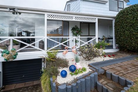Photo of property in 85 Cumberland Street, Welbourn, New Plymouth, 4312