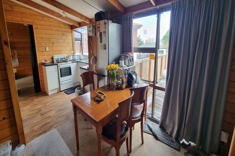 Photo of property in 96 Waimumu Road, Massey, Auckland, 0614