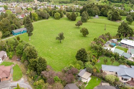 Photo of property in 21 Galveston Grove, Totara Park, Upper Hutt, 5018