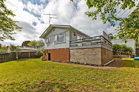 Photo of property in 53 Awaruku Road, Torbay, Auckland, 0630