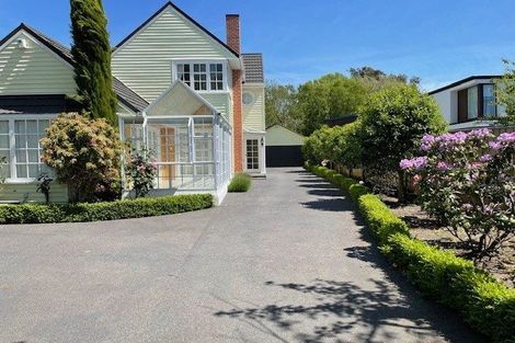 Photo of property in 55 Straven Road, Riccarton, Christchurch, 8011