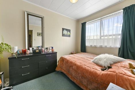 Photo of property in 1/29 Gemstone Drive, Birchville, Upper Hutt, 5018