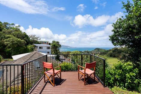 Photo of property in 7 Houghton Bay Road, Houghton Bay, Wellington, 6023