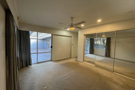 Photo of property in 9 Quibray Place, Botany Downs, Auckland, 2010