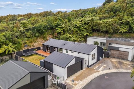 Photo of property in 12 Otonga Heights, Maungaraki, Lower Hutt, 5010
