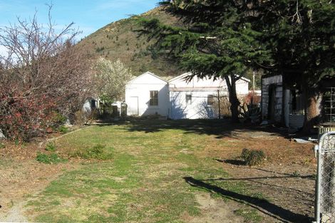 Photo of property in 30 Bledisloe Street, Kurow, 9435