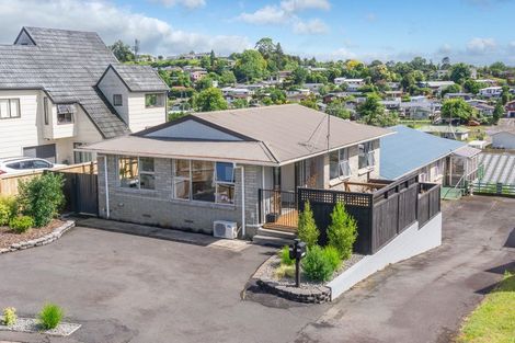 Photo of property in 18a Salmond Place, Dinsdale, Hamilton, 3204