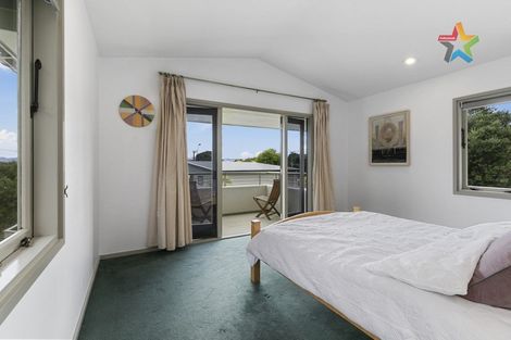 Photo of property in 437 Muritai Road, Eastbourne, Lower Hutt, 5013