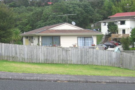 Photo of property in 52 Powrie Street, Glenfield, Auckland, 0629