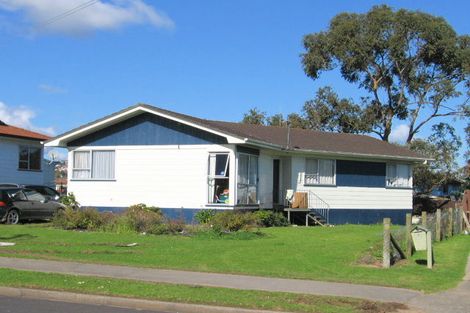 Photo of property in 4 Palermo Place, Clover Park, Auckland, 2023