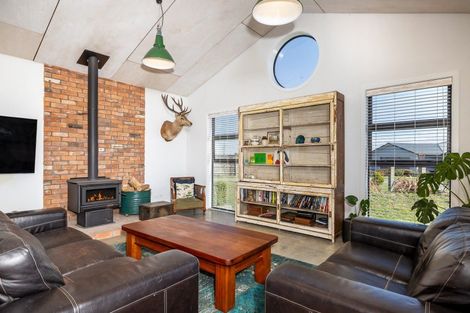 Photo of property in 1 Remutaka Lane, Carterton, 5713
