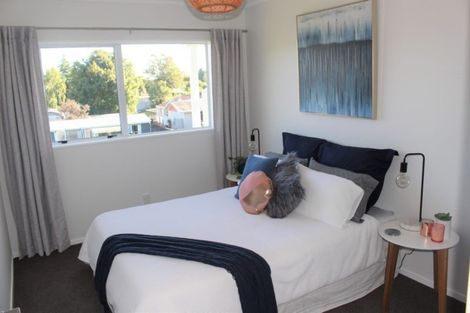 Photo of property in 108 Tamatea Road, Taupo, 3330