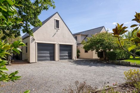 Photo of property in 1 Barlow Road, Martinborough, 5711