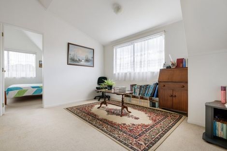 Photo of property in 937b Cameron Road, Gate Pa, Tauranga, 3112