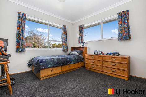 Photo of property in 16 Damian Way, Weymouth, Auckland, 2103